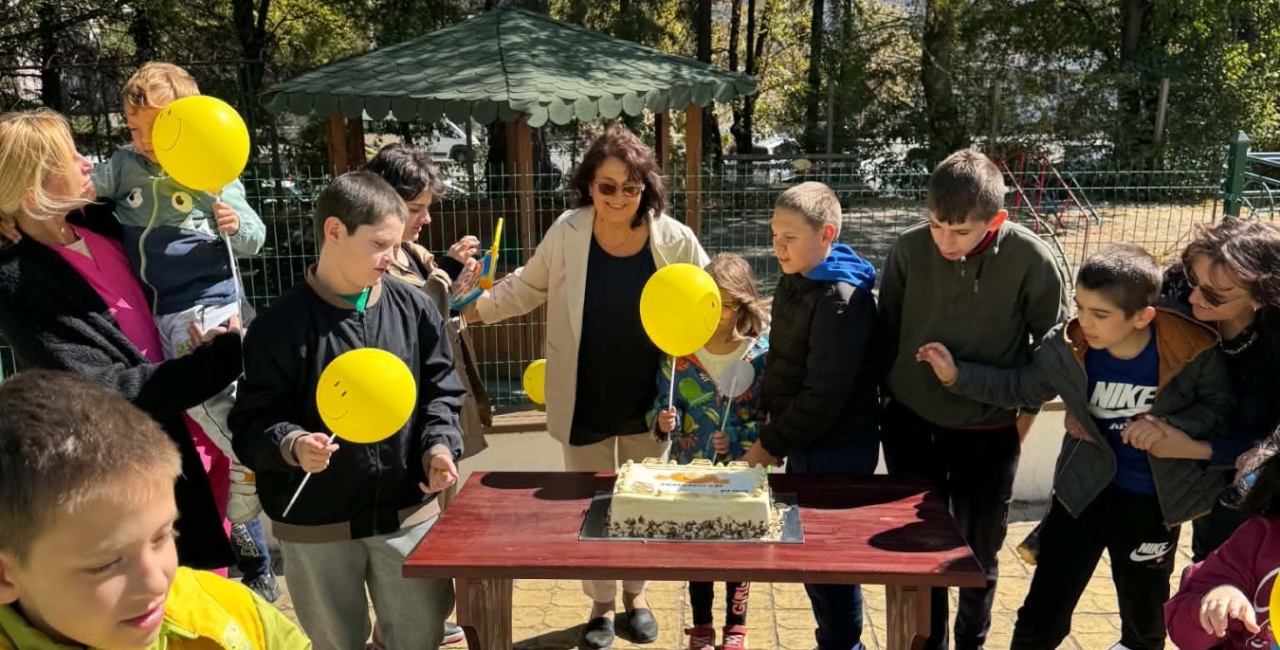 АДМБ отбеляза Световния ден на усмивката - 2 октомври 2026 г. - с инициативи в цялата страна - снимки